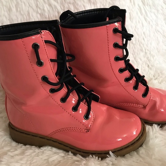 Wet Seal Shoes - 💖 Pink Combat 👢 Boots